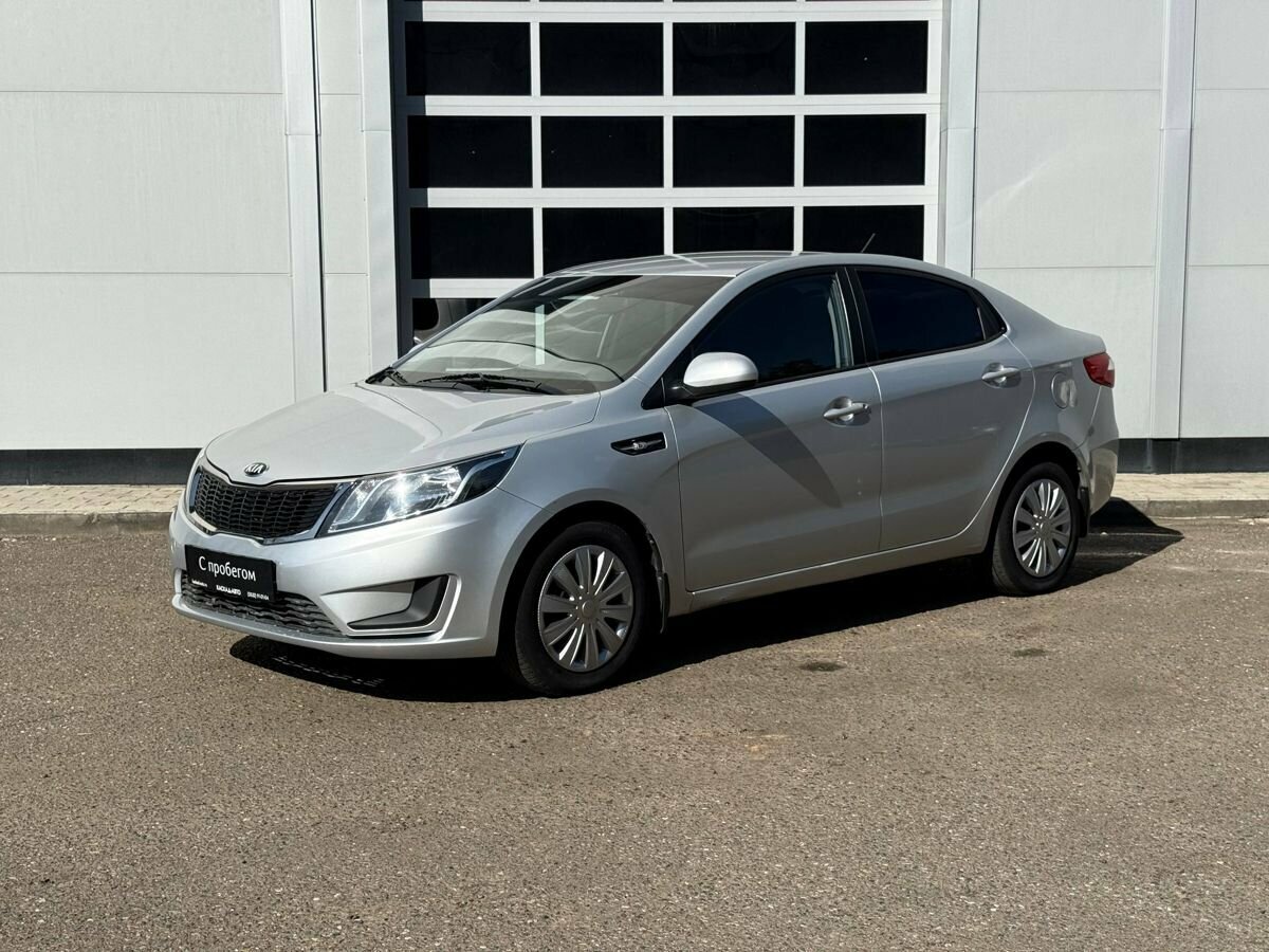 Открыть фотографии: Kia Rio III
