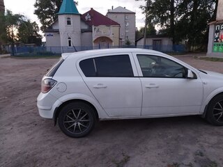 2012 Opel Astra H Рестайлинг, белый, 500000 рублей, вид 3