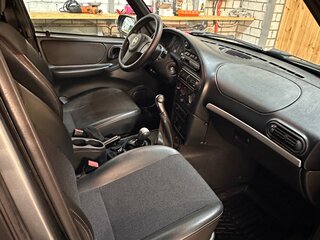 2015 Chevrolet Niva I Рестайлинг, серебристый, 750000 рублей, вид 4