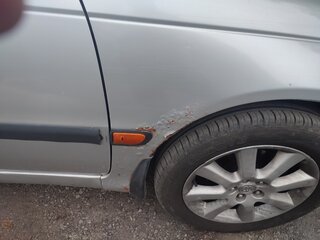 1998 Toyota Avensis I, серебристый, 450000 рублей, вид 5