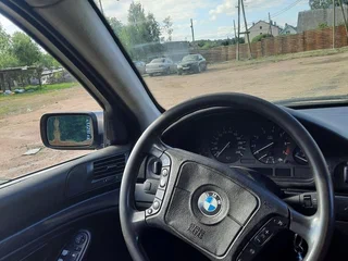 1996 BMW 5 серии 528i IV (E39), серебристый, 200000 рублей, вид 4
