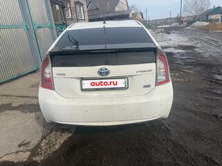 2013 Toyota Prius III Рестайлинг (XW30), белый, 1250000 рублей, вид 4