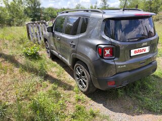 2020 Jeep Renegade I Рестайлинг, серый, 1499999 рублей, вид 4