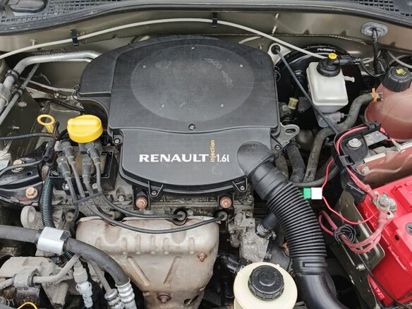 2010 Renault Logan I Рестайлинг, бежевый, 369000 рублей - вид 12