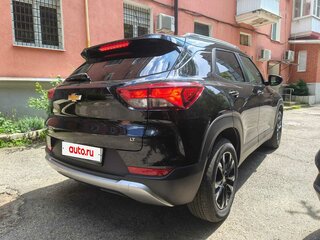 2023 Chevrolet TrailBlazer III, чёрный, 2150000 рублей, вид 4