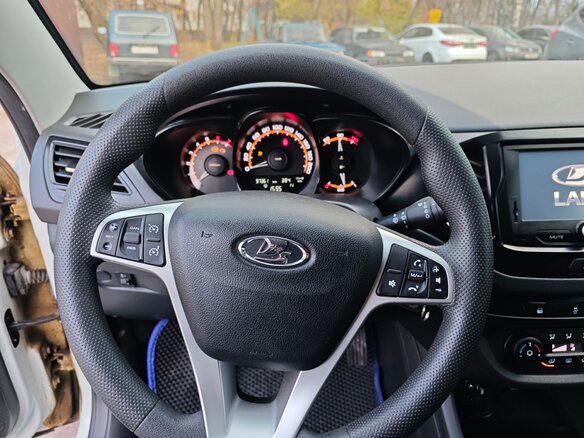 2019 Lada (ВАЗ) Vesta I, белый, 810000 рублей - вид 10