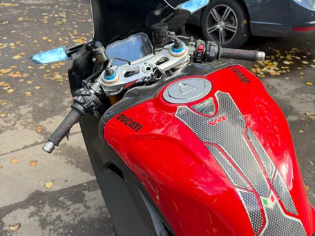 2022 Ducati Panigale V4, чёрный, 2050000 рублей, вид 5