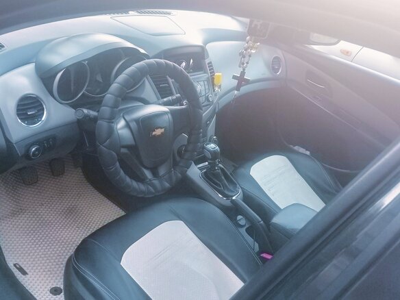 2011 Chevrolet Cruze I, чёрный, 640000 рублей - вид 6