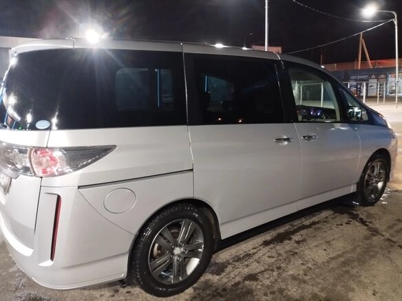 2010 Mazda Biante, серый, 920000 рублей - вид 2