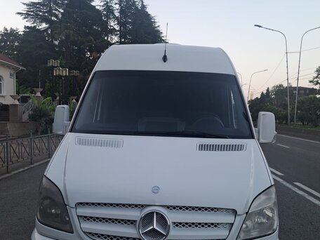2013 Mercedes-Benz Sprinter, белый, 2600000 рублей, вид 2