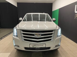 2020 Cadillac Escalade IV, белый, 6000000 рублей, вид 2
