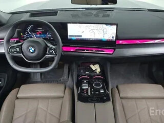 2025 BMW 5 серии 520i VIII (G60/G61/G68), серый, 6520000 рублей, вид 3
