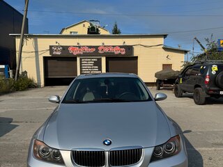 2005 BMW 3 серии 330i V (E90/E91/E92/E93), серебристый, 1010000 рублей, вид 2