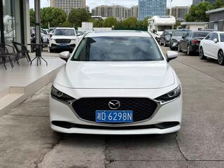 2022 Mazda 3 IV (BP), белый, 1650000 рублей, вид 1
