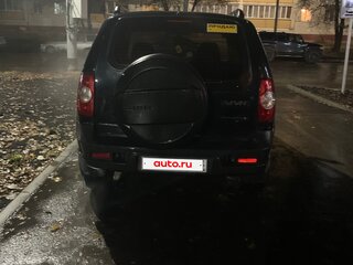 2011 Chevrolet Niva I Рестайлинг, чёрный, 550000 рублей, вид 4