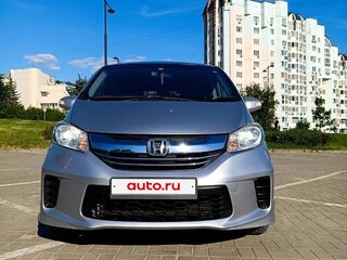2015 Honda Freed I Рестайлинг 2, серый, 1350000 рублей, вид 2