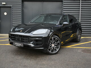 2025 Porsche Cayenne Coupé III Рестайлинг, чёрный, 18600000 рублей, вид 1