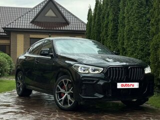 2022 BMW X6 40i III (G06), чёрный, 8000000 рублей, вид 2