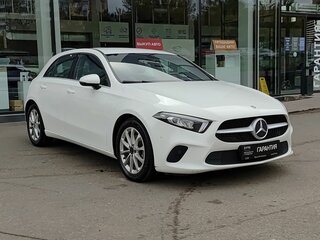 2018 Mercedes-Benz A-Класс 200 IV (W177), белый, 2279000 рублей, вид 3
