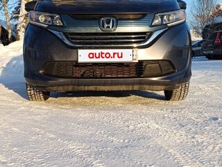 2018 Honda Freed II, серый, 2300000 рублей, вид 2
