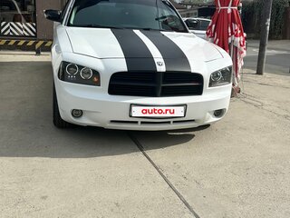 2010 Dodge Charger VI (LX), белый, 1100000 рублей, вид 1