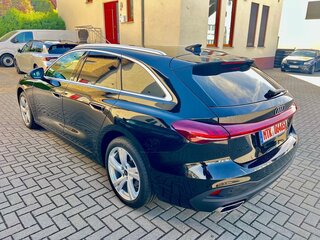 2025 Audi A5 III (B10), чёрный, 3660000 рублей, вид 4