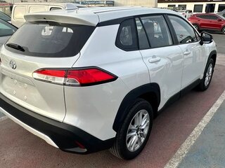 2026 Toyota Corolla Cross I Рестайлинг, белый, 4000000 рублей, вид 5