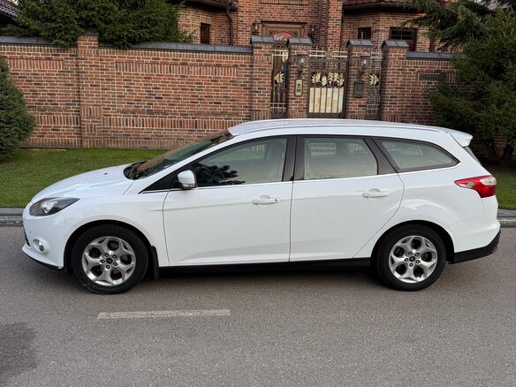 2014 Ford Focus III, белый, 890000 рублей - вид 7