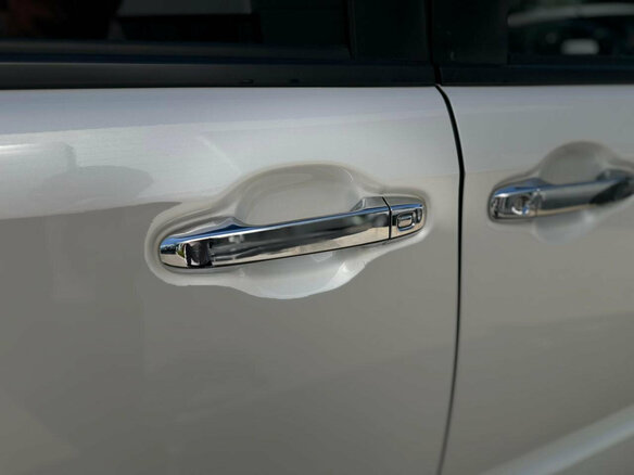2016 Toyota Noah III (R80), белый, 1695000 рублей - вид 10
