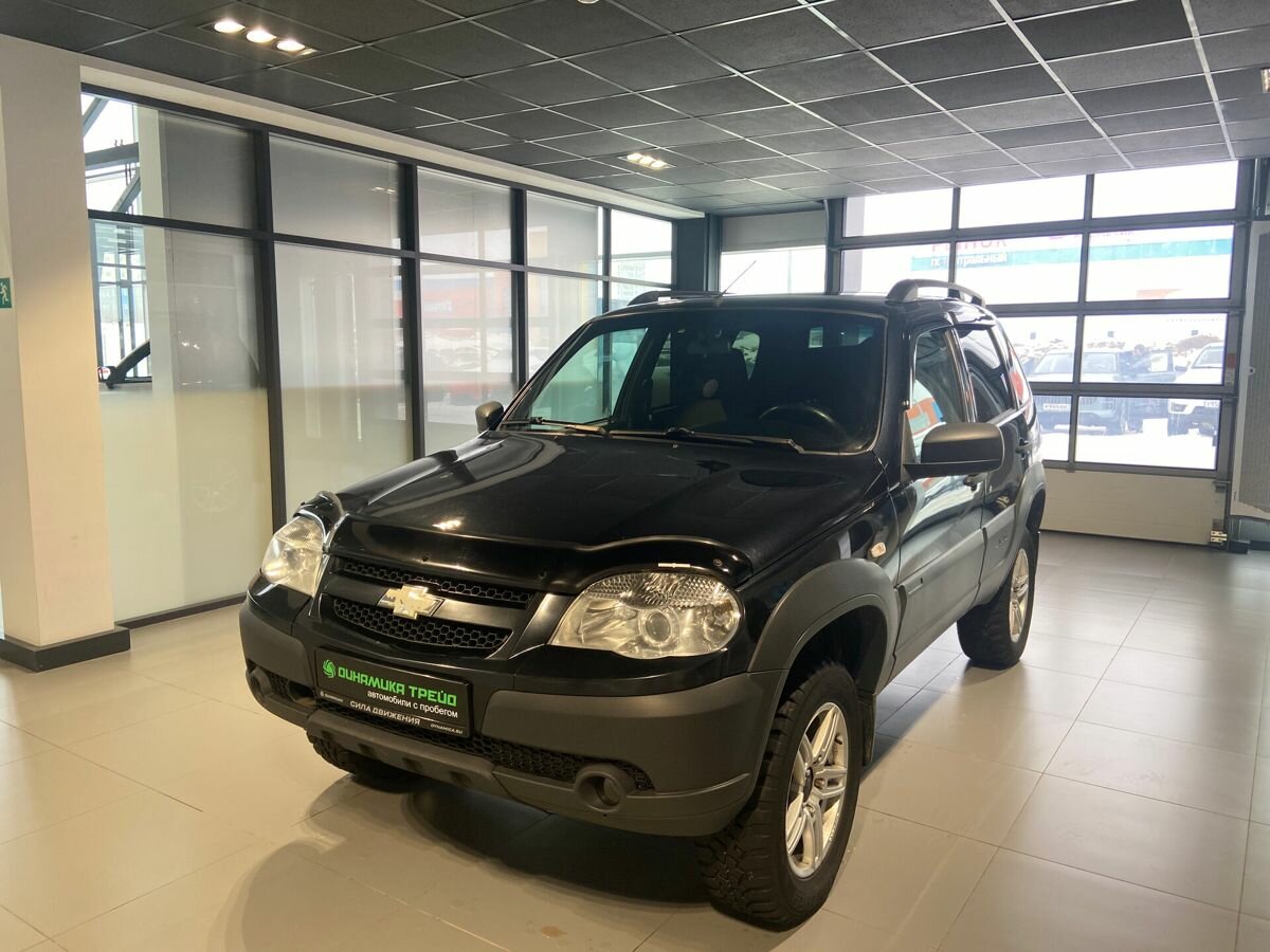 Открыть фотографии: Chevrolet Niva I Рестайлинг