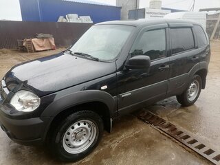 2018 Chevrolet Niva I Рестайлинг, чёрный, 680000 рублей, вид 4