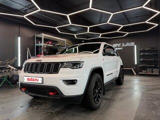 2017 Jeep Grand Cherokee IV (WK2) Рестайлинг, белый, 3690000 рублей, вид 1