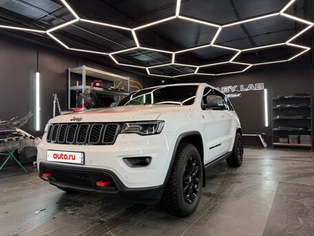 2017 Jeep Grand Cherokee IV (WK2) Рестайлинг, белый, 3690000 рублей, вид 1