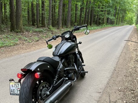 2024 Indian Scout, чёрный, 2080000 рублей, вид 3