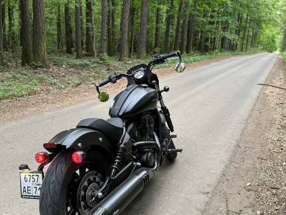 2024 Indian Scout, чёрный, 1930000 рублей - вид 2