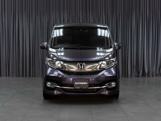 2016 Honda Stepwgn Spada V, фиолетовый, 2139000 рублей, вид 3