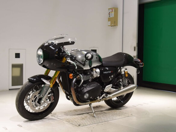 2015 Triumph Thruxton, серый, 910000 рублей - вид 3