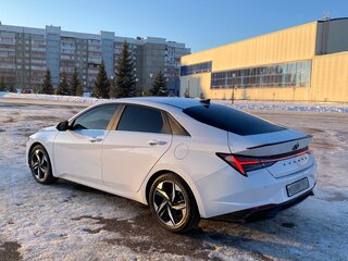 2020 Hyundai Avante VII, белый, 2500000 рублей, вид 3