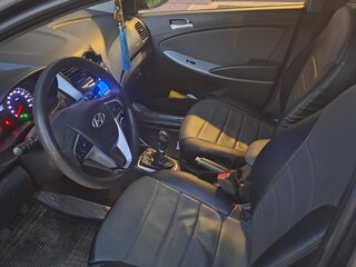 2013 Hyundai Solaris I, чёрный, 640000 рублей, вид 5