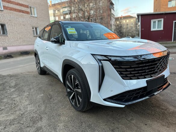 2024 Geely Atlas II, белый, 2650000 рублей - вид 2