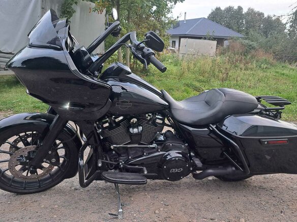 2018 Harley-Davidson Road Glide, чёрный, 1605846 рублей - вид 9