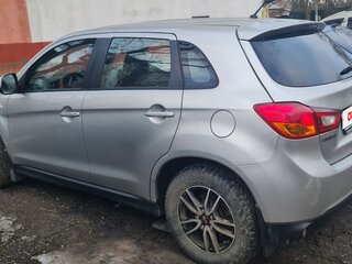 2014 Mitsubishi ASX I Рестайлинг, серебристый, 950000 рублей, вид 3