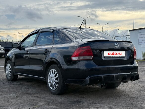 2013 Volkswagen Polo V, чёрный, 439999 рублей - вид 3