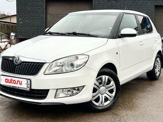 2012 Skoda Fabia II Рестайлинг, белый, 649000 рублей, вид 2