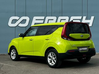 2020 Kia Soul III, зелёный, 1750000 рублей, вид 2