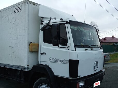 1998 Mercedes-Benz 811D, белый, 860000 рублей, вид 1