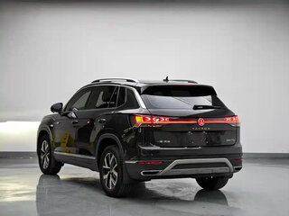 2023 Volkswagen Tayron I Рестайлинг, чёрный, 2359000 рублей, вид 5
