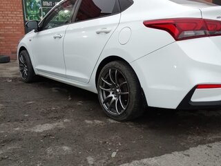 2018 Hyundai Solaris II, белый, 1300000 рублей, вид 3