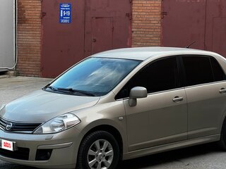 2013 Nissan Tiida I Рестайлинг, бежевый, 870000 рублей, вид 3