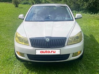 2011 Skoda Octavia DSG7 II (A5) Рестайлинг, белый, 500000 рублей, вид 4